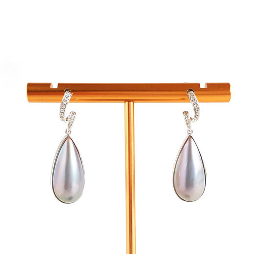 【天然正品】AU750白金镶钻镶天然水滴型约20.8*10.5MM海水马贝珠耳坠33.0*10.3*7.1MM（皆取最大值）311225NJM38 商品图0