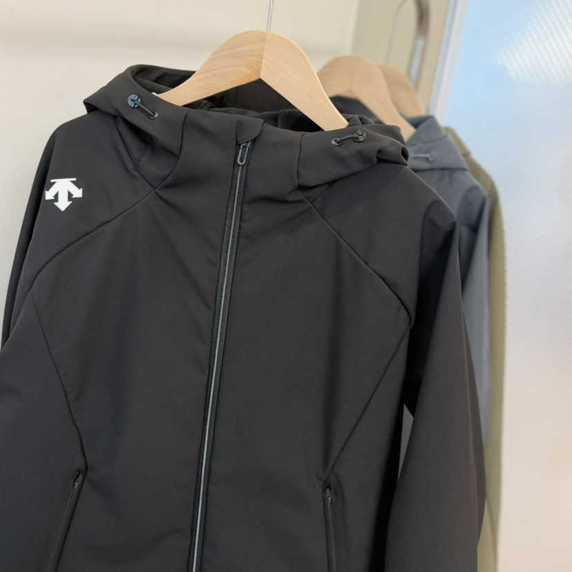 2601302     迪桑* 男士 加绒软壳 外套