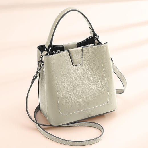 6945093831886 【人气爆款】【头层牛皮】贝尔小包包手机包水桶包单肩斜挎包真皮女包 商品图1