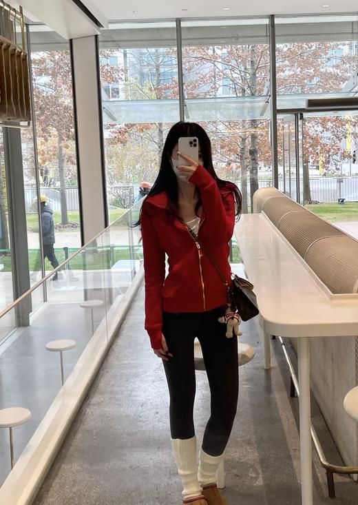 金标lulu磨毛棉连帽修身外套 商品图11