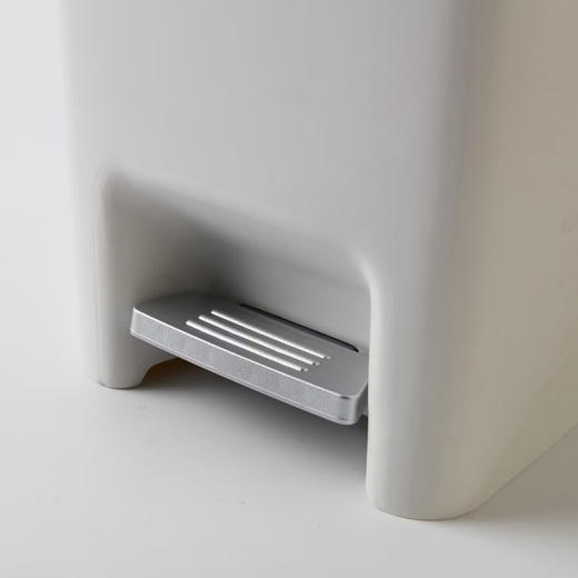 客厅卧室办公室便携式手按脚踏两用垃圾桶 商品图6