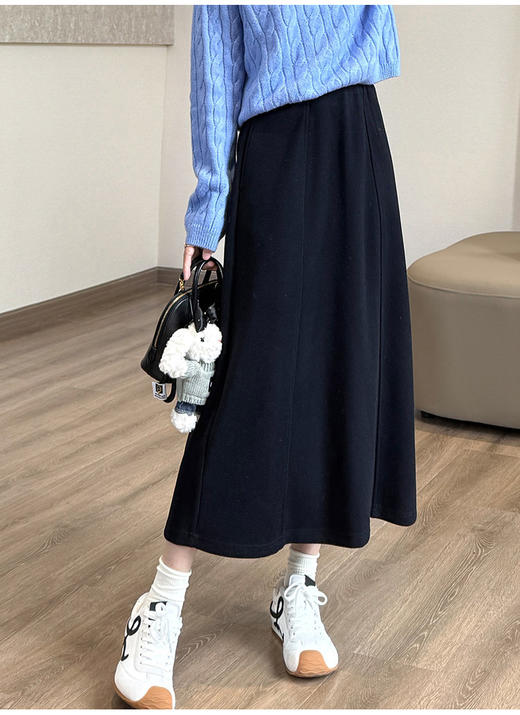 【超模君严选 MIMO醋酸羊毛裙】六片剪裁显瘦，立体加绒垂顺有型 ，手感软糯 温暖舒适 商品图8