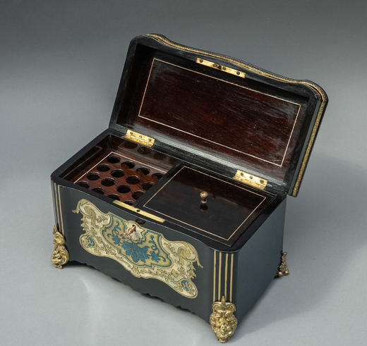 独角鹿西洋古董1850-1870年代法国拿破仑三世时期出品铜鎏金精雕底座装饰古典卷叶纹布勒镶嵌黑漆木雪茄及茶叶盒 商品图0