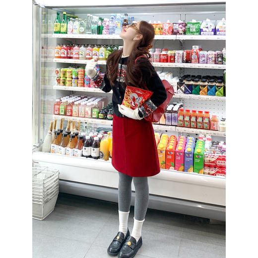 <曾小咸推荐>现货秒杀 ！微信超特价！复古灯芯绒半身短裙 日常149.99 立减80 秒杀69.99！！ 商品图2