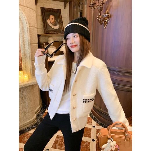 <曾小咸推荐>现货秒杀 ！微信超特价！小香风羊羔毛绒短外套 日常299.99 立减160 秒杀139.99！！ 商品图3