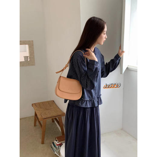 【复古时尚新款毛衣】减龄木耳边下摆格子衬衫 气质拼色翻领长袖开衫女  商品图3