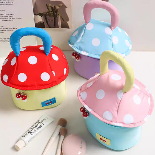 卡通萌趣小屋收纳包蘑菇手提化妆包-纪念日百货门店同款169643175 商品图1