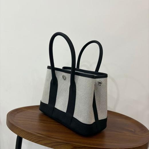 爱🐴仕 花园包黑白熊猫mini帆布 商品图2