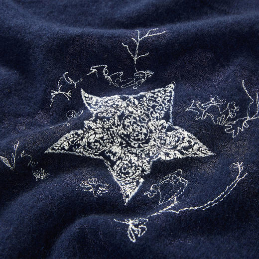 【咕咕同款】KINGDEER/KD女式简约高级感刺绣短袖羊绒衫L805512轻运动/花朵/休闲款鹿王 商品图7