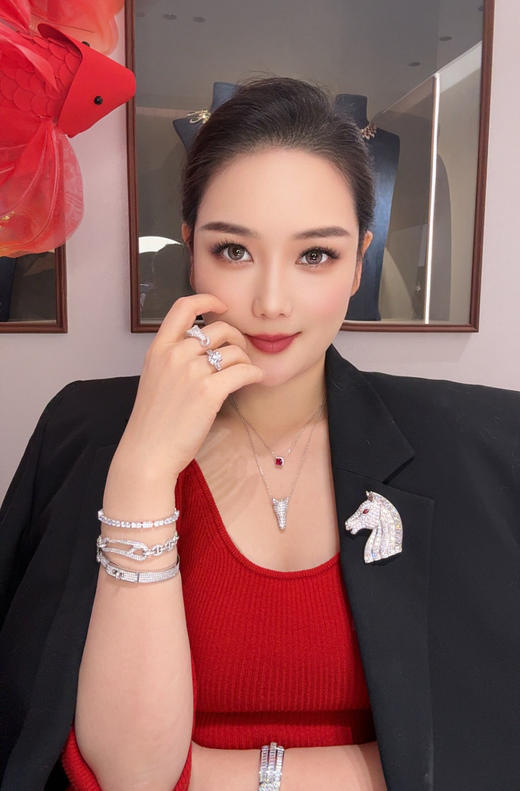 GAONAS  贵气臻奢时髦白色设计手镯11877SW 商品图1