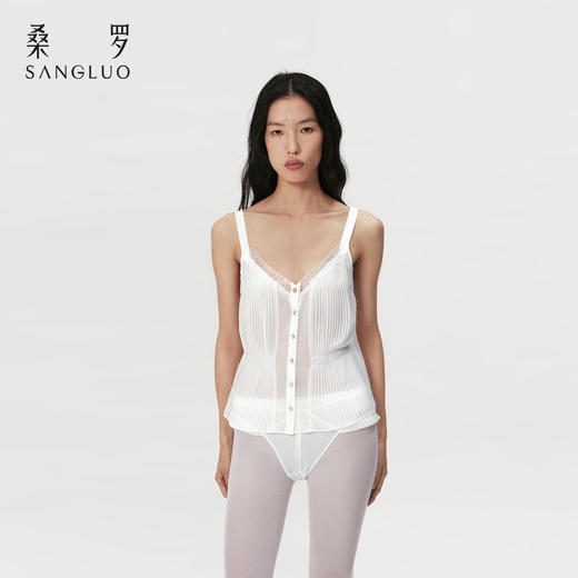 朦胧浪漫』桑罗白色V领乔其纱桑蚕丝吊带短裤内搭套装 商品图3