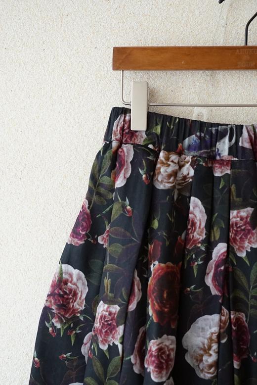 ECOLE DE CURIOSITES限定花纹半裙 商品图8