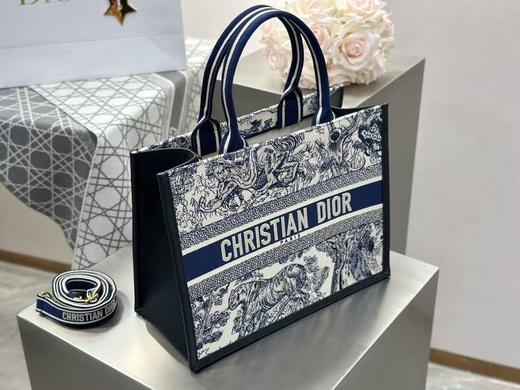 迪奥  Book Tote 新款配皮托特 蓝老虎 动物园 小/中号（LZ） 商品图1
