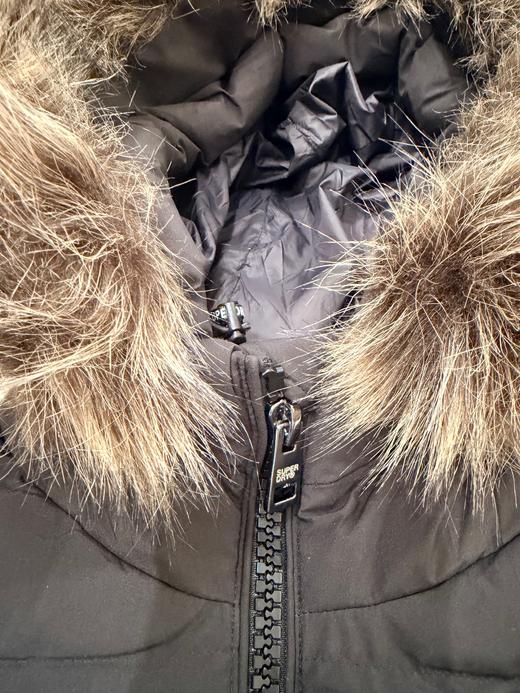 极度干燥superdry女款棉马甲 商品图10