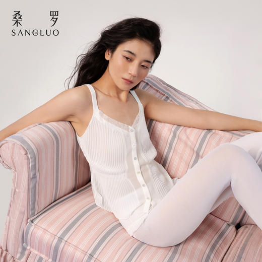 朦胧浪漫』桑罗白色V领乔其纱桑蚕丝吊带短裤内搭套装 商品图0