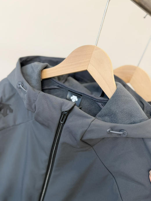 2601302     迪桑* 男士 加绒软壳 外套 商品图8