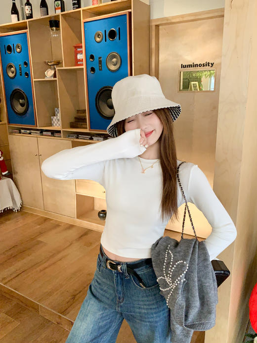 <曾小咸推荐>现货秒杀 ！微信超特价！韩系设计感针织开衫 日常209.99 立减120 秒杀89.99！！ 商品图14