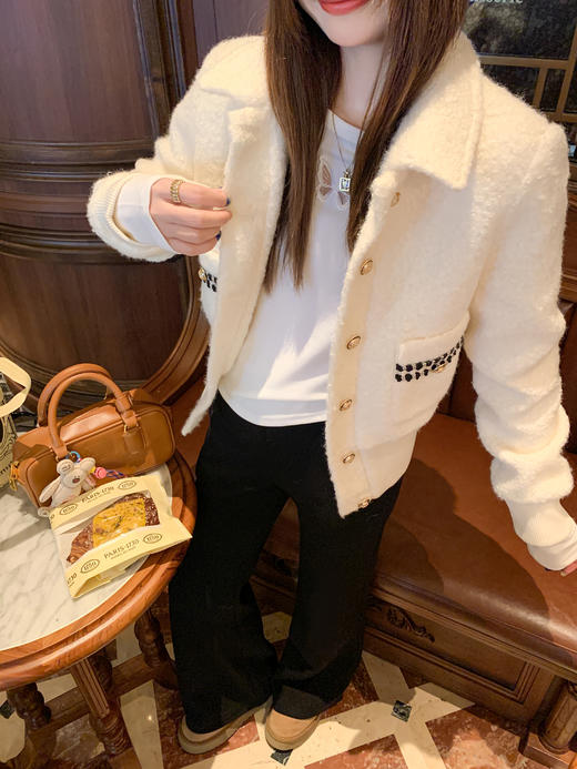 <曾小咸推荐>现货秒杀 ！微信超特价！小香风羊羔毛绒短外套 日常299.99 立减160 秒杀139.99！！ 商品图7