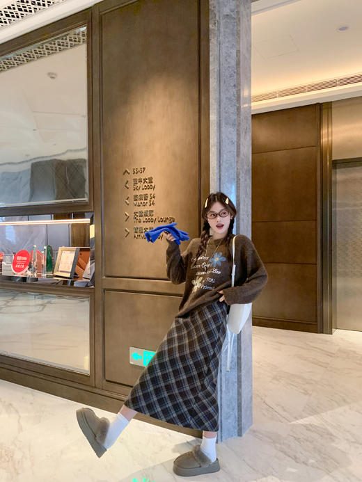 <曾小咸推荐>现货秒杀 ！微信超特价！韩系复古花朵毛衣 日常189.99 立减100 秒杀89.99！！ 商品图9