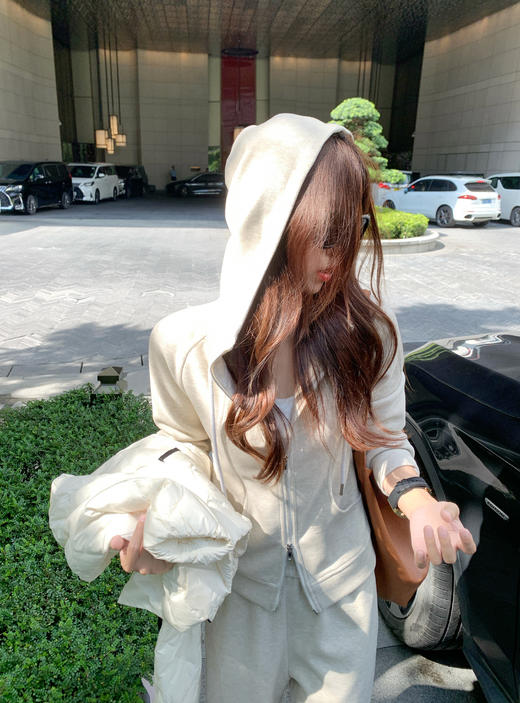 <曾小咸推荐>现货秒杀 ！微信超特价！双拉链连帽卫衣 日常199.99 立减110 秒杀89.99！休闲裤  秒杀79.99！！ 羽绒服 秒杀259.99！！ 商品图7