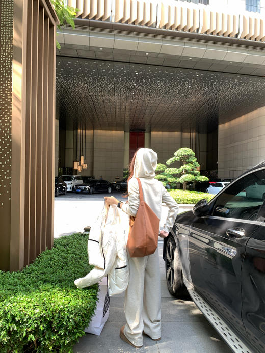 <曾小咸推荐>现货秒杀 ！微信超特价！双拉链连帽卫衣 日常199.99 立减110 秒杀89.99！休闲裤  秒杀79.99！！ 羽绒服 秒杀259.99！！ 商品图5