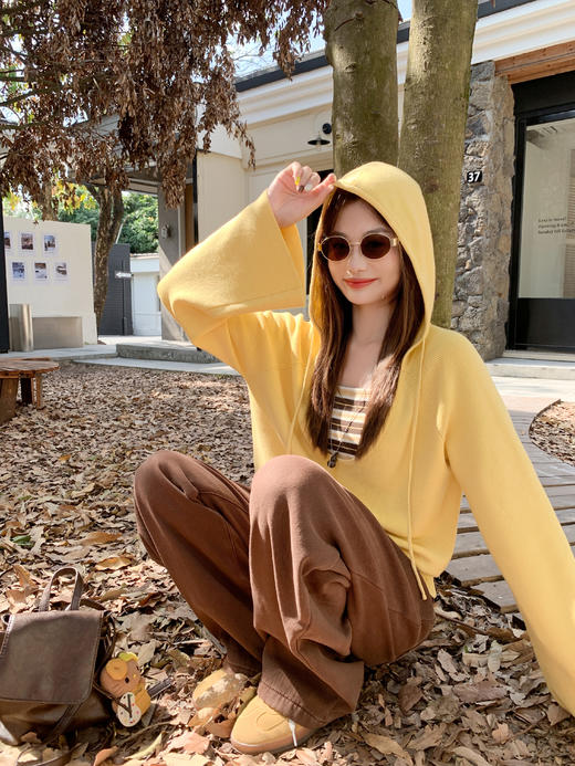 <曾小咸推荐>现货秒杀 ！微信超特价！韩系V领连帽针织衫 日常209.99 立减110 秒杀99.99！！条纹吊带背心 日常99.99 立减60 秒杀39.99！！ 商品图7