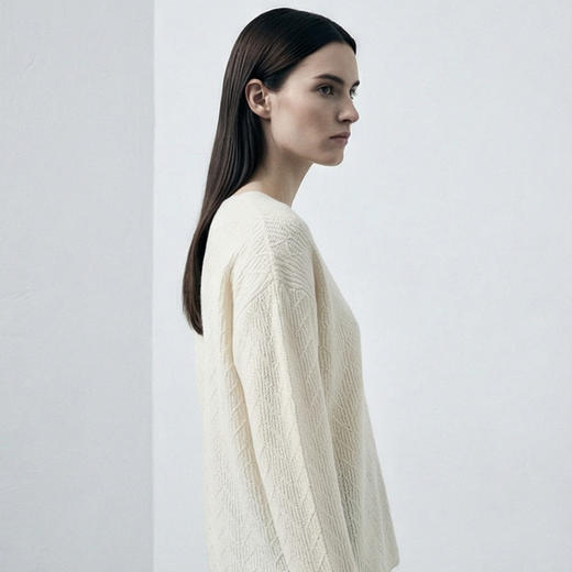 【咕咕同款】KINGDEER/KD秋冬新款女式V领慵懒休闲羊绒衫 约170g L805511经典基本款/气质款/100%山羊绒鹿王 商品图9