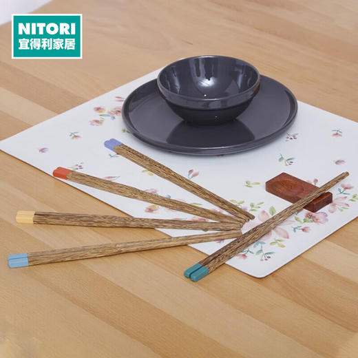 NITORI宜得利家居 木质吃饭筷子彩色一人一筷家用分色木筷 商品图0