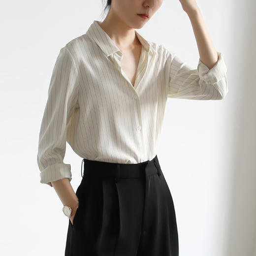 严选缎面衬衫春季新款上衣黑色条纹衬衫女高级通勤面试衬衣职业装 商品图1