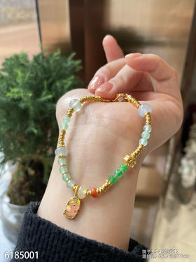 6185001，珠子手链。具体价格微信咨询