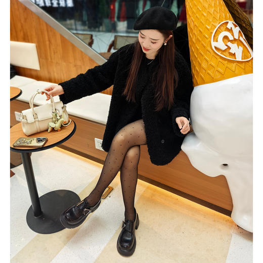 经典鲨2026春专柜新品百搭黑色4.5cm中粗跟通勤乐福鞋单鞋女KW230-617051 商品图3