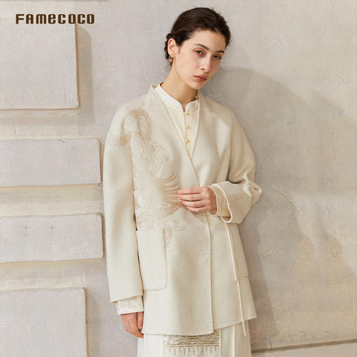 Famecoco范可儿中式凤凰刺绣宽松短款一粒扣双面呢外套FAC8AR005 商品图1