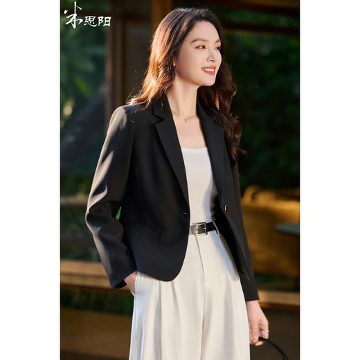 爆款西服 奶油杏百搭王 职业OL小西装  米思阳2026春新款时尚气质修身显瘦短款外套女6029 商品图3