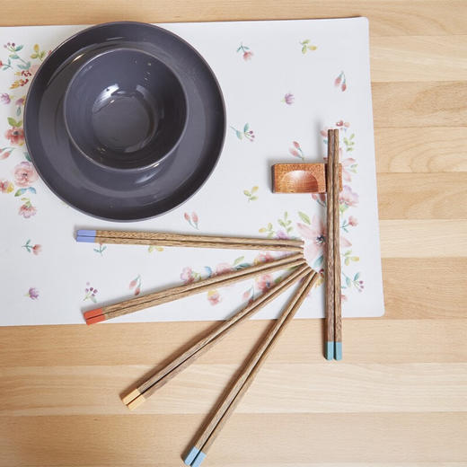 NITORI宜得利家居 木质吃饭筷子彩色一人一筷家用分色木筷 商品图3