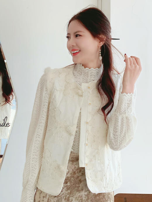 【百图lulu定制】【雪绒花马甲】雪绒花 金线编织 提花暗纹 水晶扣 夹棉  拼水貂毛 马甲 商品图5