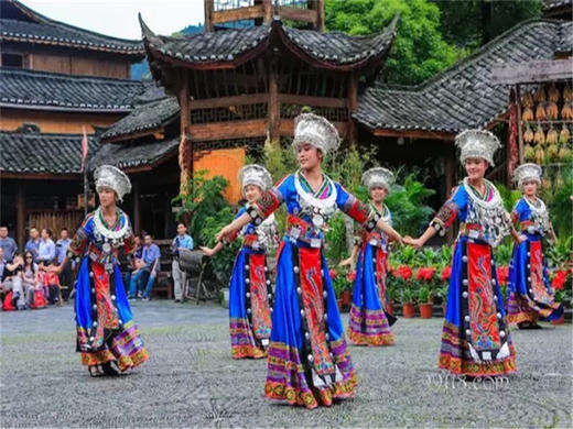 春节5日【贵州经典】｜初见贵州の探瀑寻寨访城——邂逅黔山秀水与苗寨星辉 商品图8