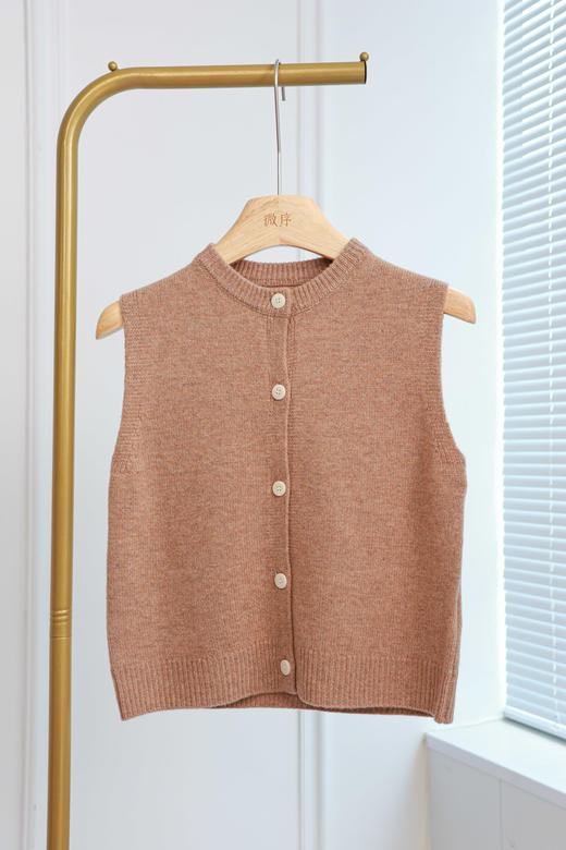 儿童百搭排扣羊毛马甲 商品图1