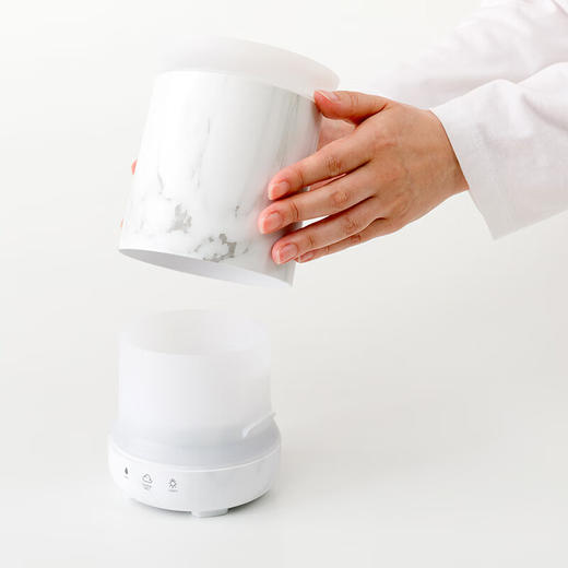 NITORI宜得利家居 家用卧室七彩灯加湿器办公室小型加湿香薰机DM10 商品图3