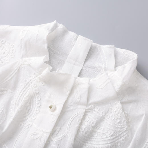 「高货wl」全新升级【铂金会员293/天猫389/差价96】(72606)洛诗琳法式棉麻刺绣上衣2026春季减龄气质木耳边衬衫 商品图2