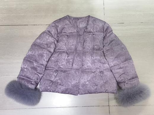 【门店同款】ENJOY冬季“烟火漫春”紫檀云深中式羽绒外套 169643571 商品图3