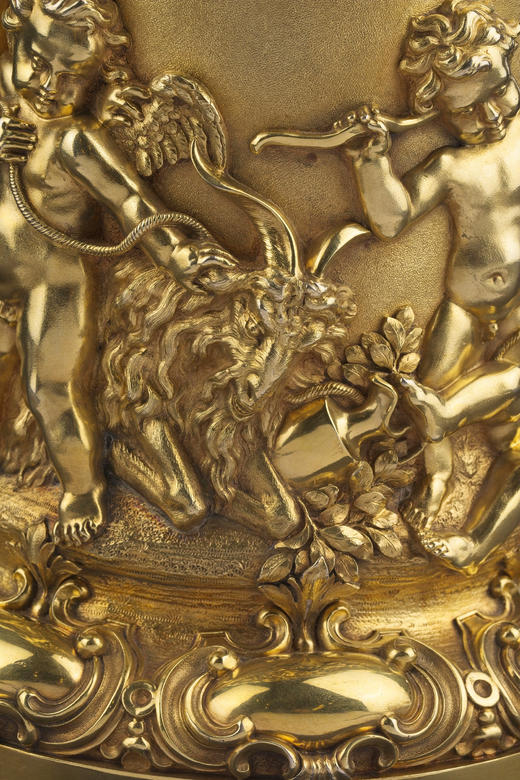 独角鹿西洋古董1830-1840年代英国著名银器工坊Storr & Mortimer签名出品幼年巴克斯主题银鎏金精雕带盖啤酒杯 商品图7