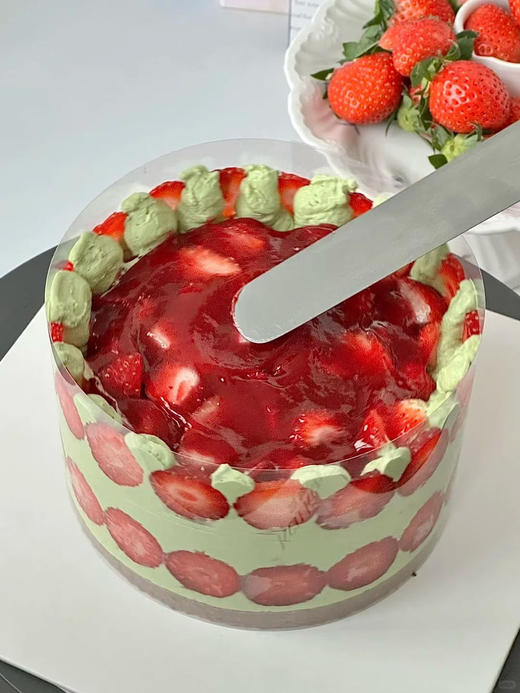 草莓三重奏 （开心果奶油） 商品图1