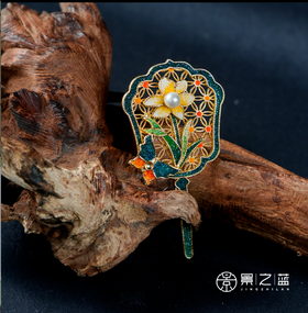 【彼达思】步摇春胸针