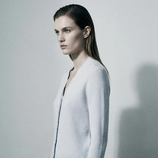 KINGDEER/KD秋冬新款女式v领慵懒休闲羊绒衫L805567经典基本款/气质款鹿王 红色 商品图6