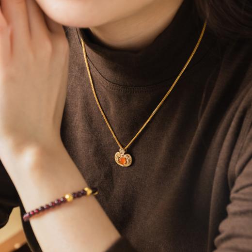 菜菜家南红如意吊坠|云南保山河湾老料冰红，搭配18k金花丝如意+天然钻石 商品图4