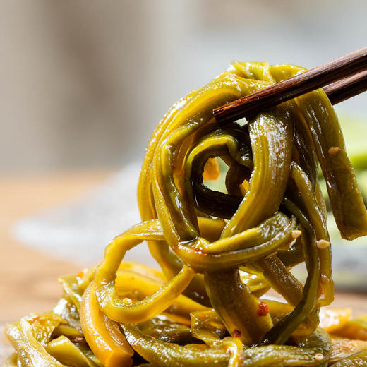 秘制无骨凤爪 （柠檬/酱香）丨新鲜鸡爪剔骨制作，柠檬：酸辣可口，酱香：鲜咸不腥，酱香口味里面有香菜，介意勿拍，冷冻保存，290g/罐⭐️顺丰快递 商品图9