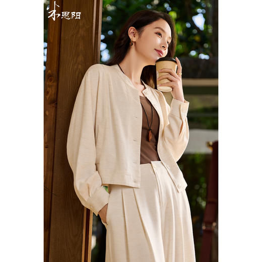 松弛感 “懒人高级外套” 呼吸感肌理亚麻混纺 米思阳2026春新款老钱风松弛感舒适亚麻混纺圆领单排扣短外套女5854 商品图0