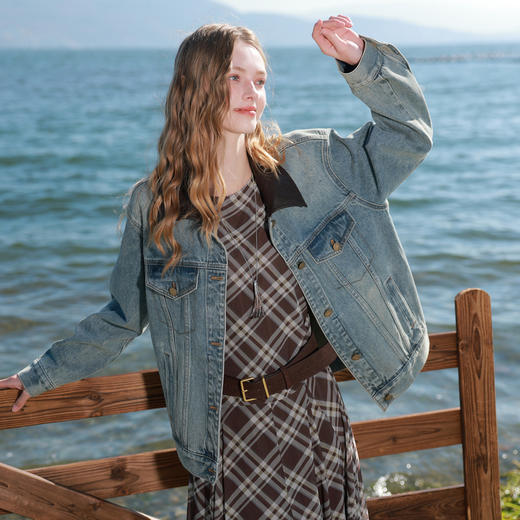 三彩2026春季新款牛仔外套PU翻领单排扣夹克开衫复古水洗宽松M 商品图1