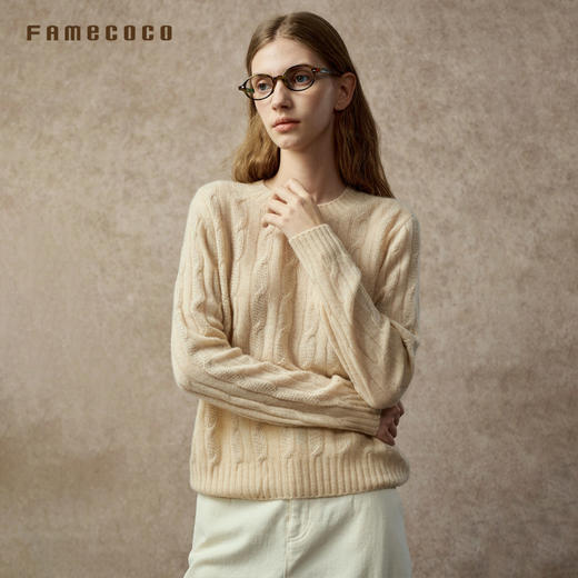 Famecoco范可儿100%纯羊绒休闲简约针织衫绞花镶钻圆领毛衣FAC8DB010 商品图2