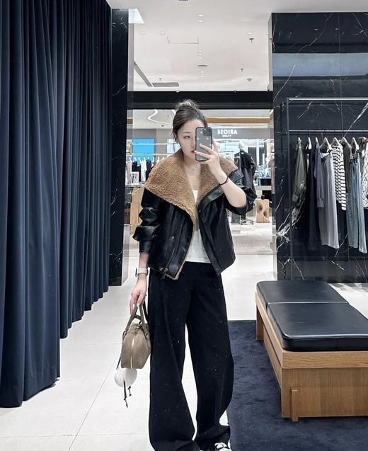 一店k 1oo%绵羊毛！90%鸭绒！一件不一样的羽绒服！又帅又暖的神仙外套！皮质软到炸！马思纯同款 宽松复古机车羊羔毛羽绒外套！ 商品图9